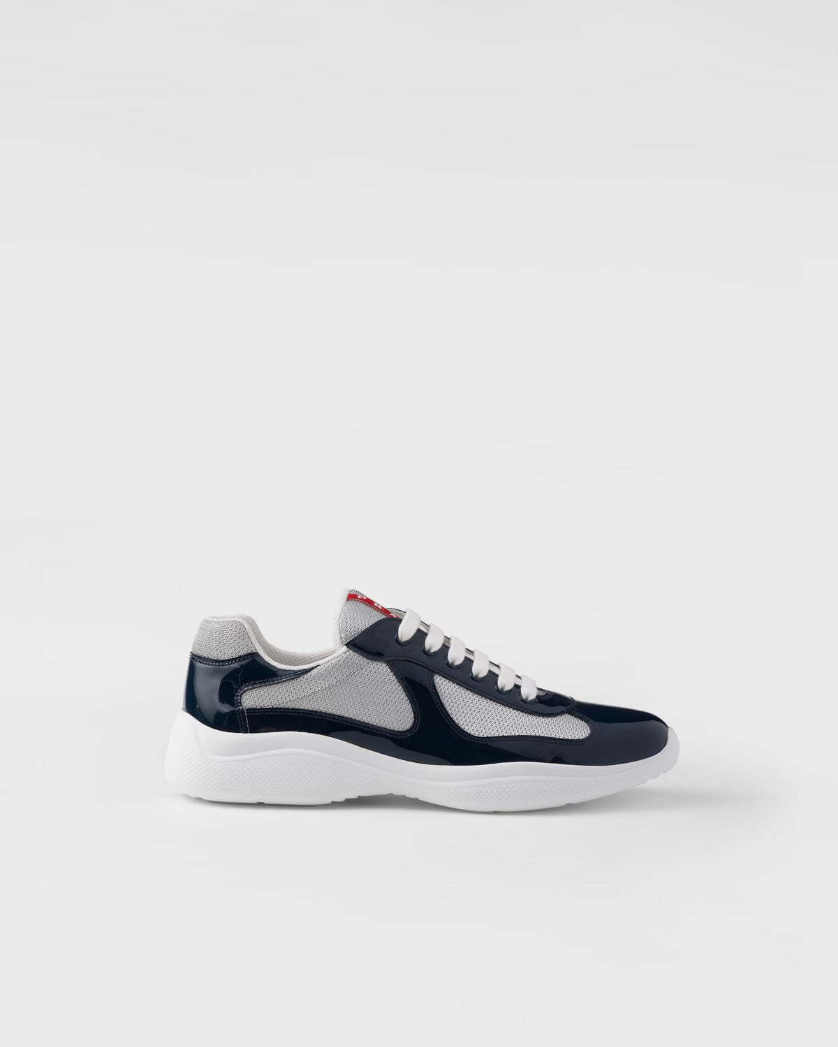Prada America’s bleu