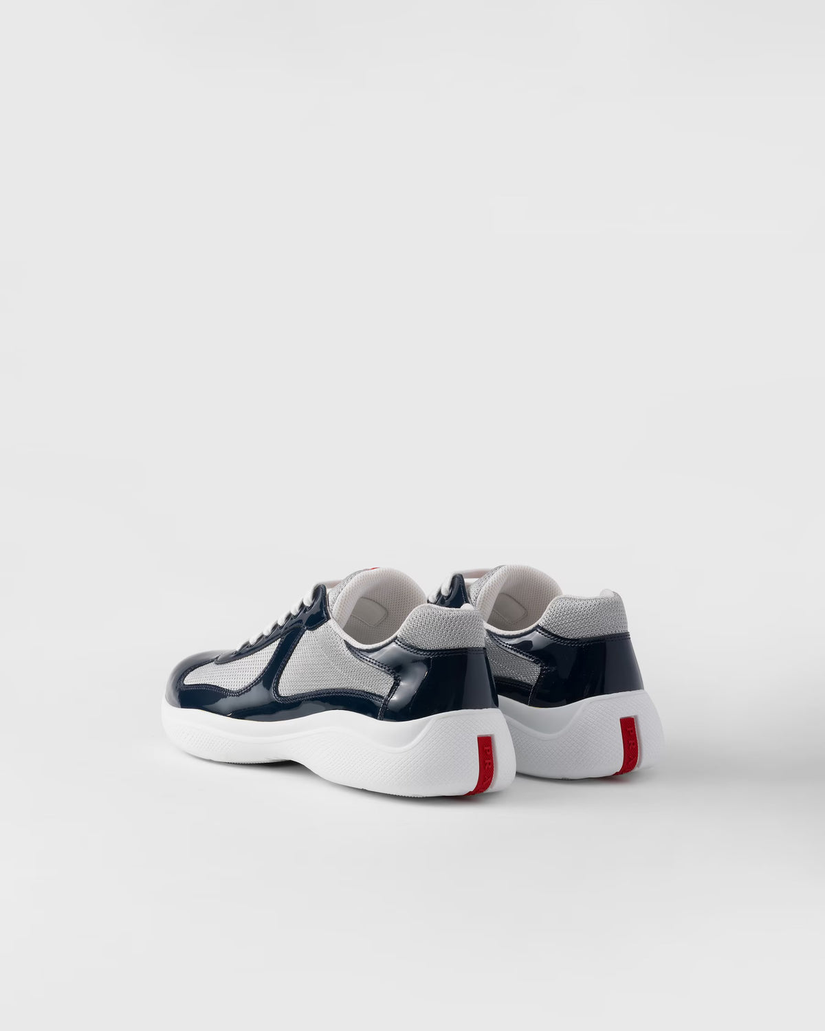 Prada America’s bleu